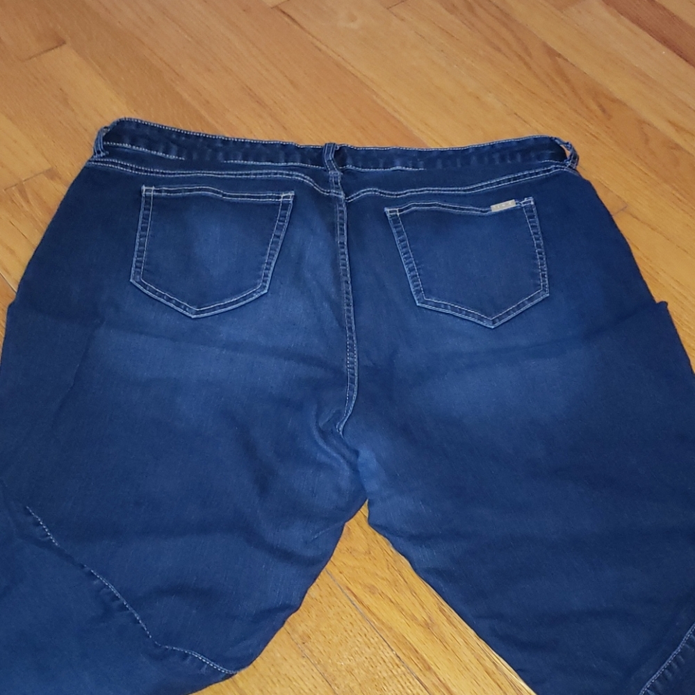 Women's size 20 Capris